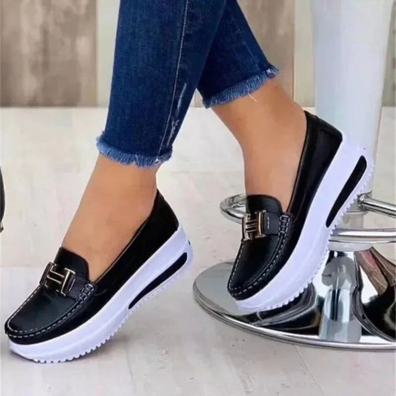 KADIN TARZ SPOR AYAKKABI 123